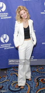 Bree Williamson feet photo 20