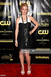 Bree Williamson feet photo 9