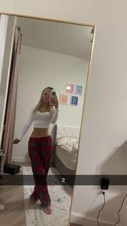 Breese Maroc feet photo thumbnail