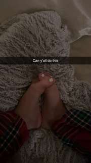 Breese Maroc feet photo thumbnail