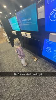 Breese Maroc feet photo thumbnail