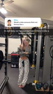 Breese Maroc feet photo thumbnail