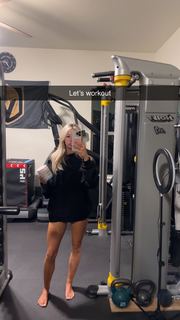 Breese Maroc feet photo thumbnail