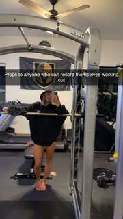 Breese Maroc feet photo thumbnail