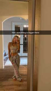 Breese Maroc feet photo thumbnail