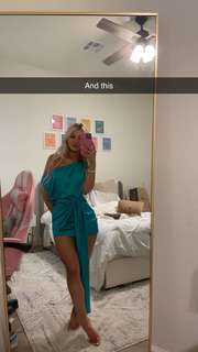 Breese Maroc feet photo thumbnail