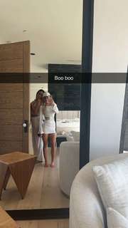 Breese Maroc feet photo thumbnail