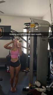 Breese Maroc feet photo thumbnail