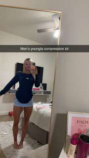 Breese Maroc feet photo thumbnail