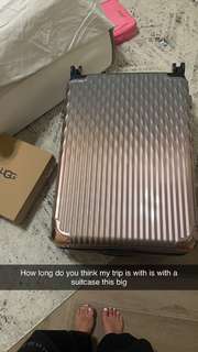 Breese Maroc feet photo thumbnail