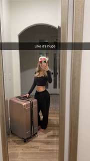 Breese Maroc feet photo thumbnail