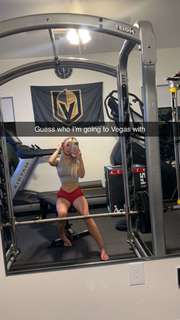 Breese Maroc feet photo thumbnail