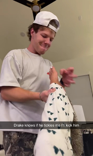 Breese Maroc feet photo thumbnail