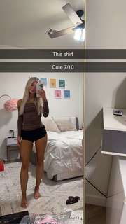 Breese Maroc feet photo thumbnail