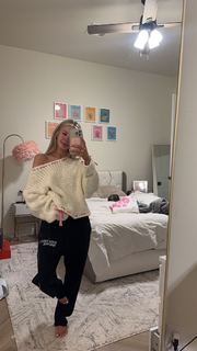 Breese Maroc feet photo thumbnail