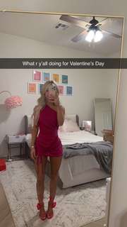 Breese Maroc feet photo thumbnail