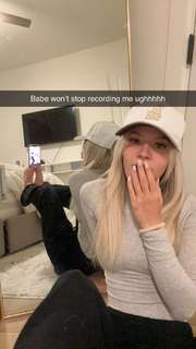 Breese Maroc feet photo thumbnail