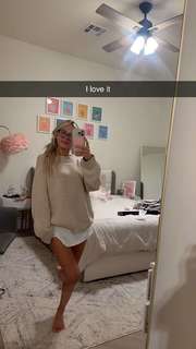 Breese Maroc feet photo thumbnail