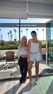 Breese Maroc feet photo thumbnail