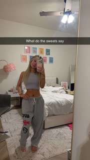 Breese Maroc feet photo thumbnail