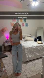 Breese Maroc feet photo thumbnail