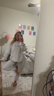 Breese Maroc feet photo thumbnail