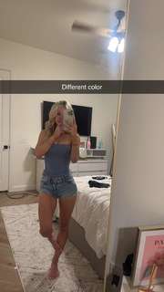 Breese Maroc feet photo thumbnail