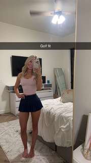 Breese Maroc feet photo thumbnail