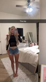 Breese Maroc feet photo thumbnail