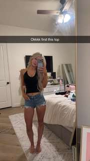 Breese Maroc feet photo thumbnail