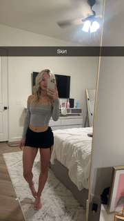 Breese Maroc feet photo thumbnail