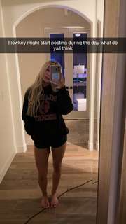 Breese Maroc feet photo thumbnail