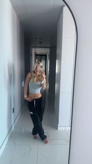 Breese Maroc feet photo thumbnail