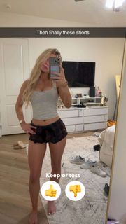 Breese Maroc feet photo thumbnail