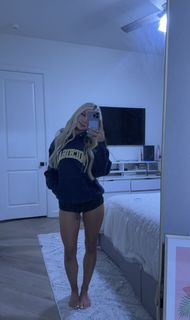 Breese Maroc feet photo thumbnail