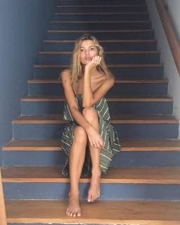Bregje Heinen feet photo 17