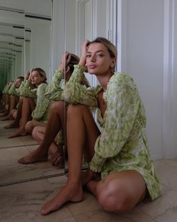 Bregje Heinen feet photo 16