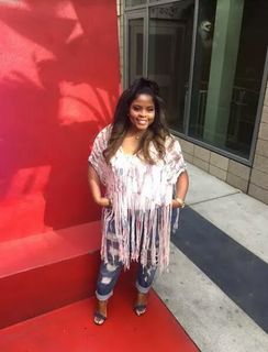 Brely Evans feet photo 2