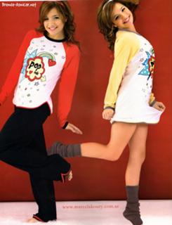 Brenda Asnicar feet photo thumbnail