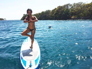 Brenda Asnicar feet photo thumbnail