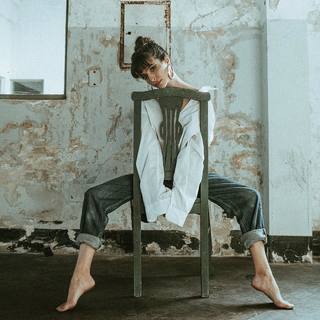 Brenda Asnicar feet photo thumbnail