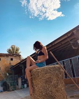 Brenda Lodigiani feet photo thumbnail