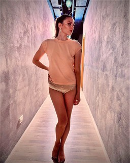 Brenda Lodigiani feet photo thumbnail