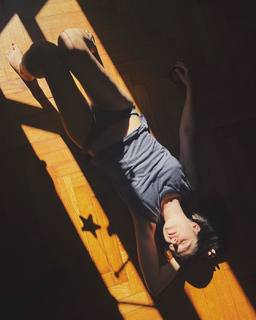 Brenda Lodigiani feet photo thumbnail