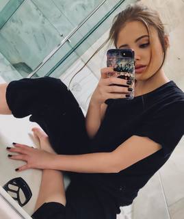 Brenda Sabryna feet photo 16