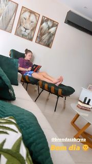 Brenda Sabryna feet photo 14