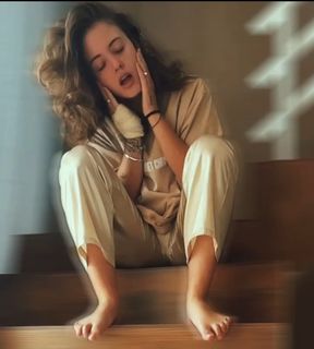 Brenda Sabryna feet photo 4
