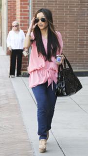 Brenda Song feet photo thumbnail