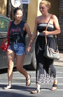 Brenda Song feet photo thumbnail