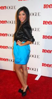 Brenda Song feet photo thumbnail